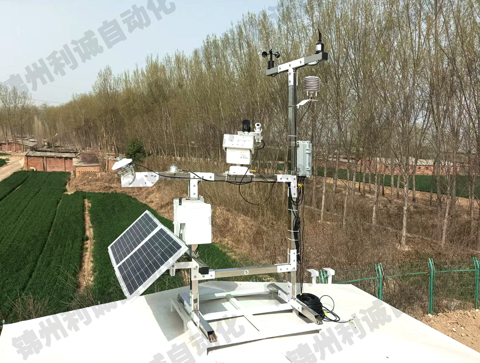 光伏環(huán)境監(jiān)測儀怎么選？看精度、穩(wěn)定性、數(shù)據(jù)傳輸三大核心