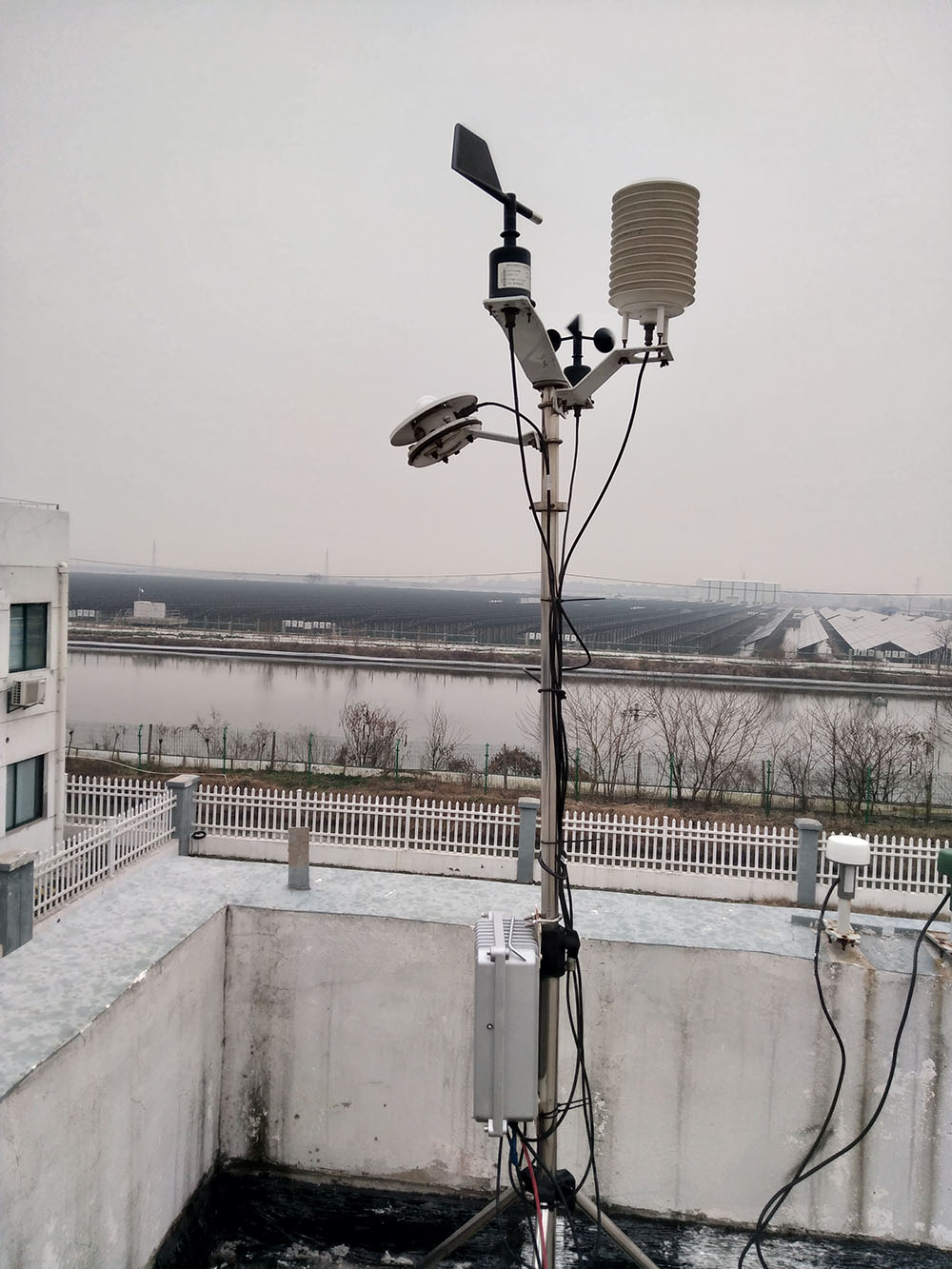 便攜式氣象站_安徽數(shù)字氣象站報(bào)價(jià)